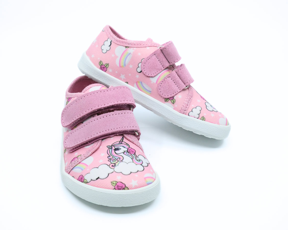 EF Barefoot Canvas