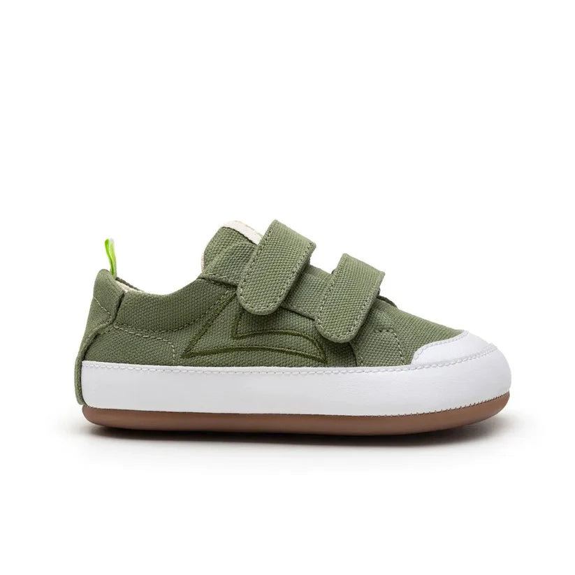 Tip Toey Joey Bossy "Green"