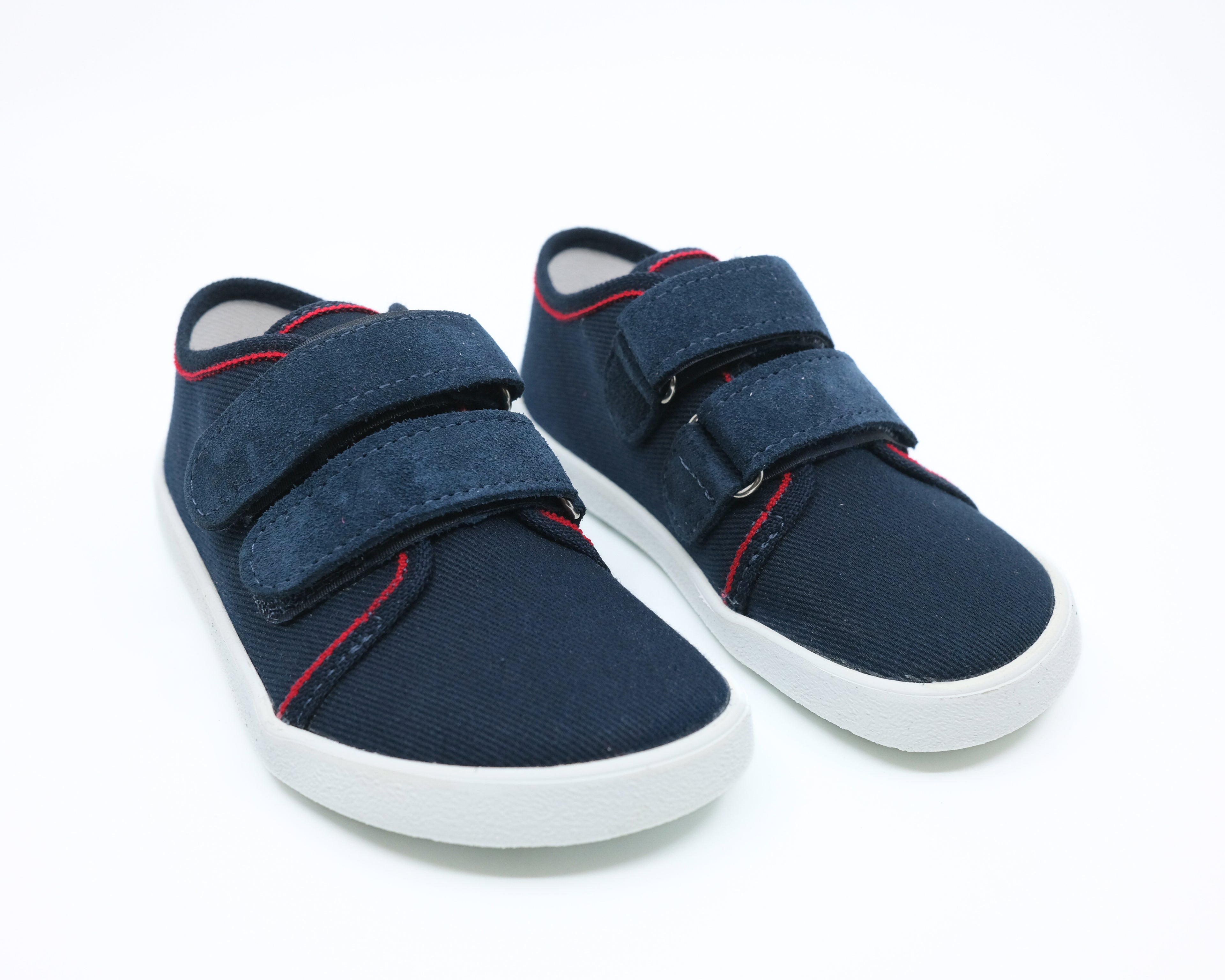 EF Barefoot Canvas