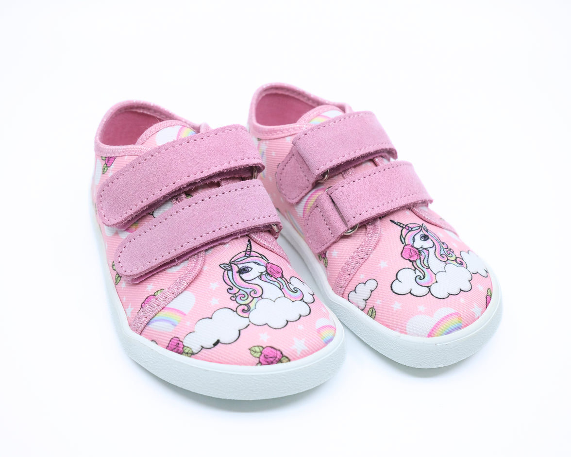 EF Barefoot Canvas