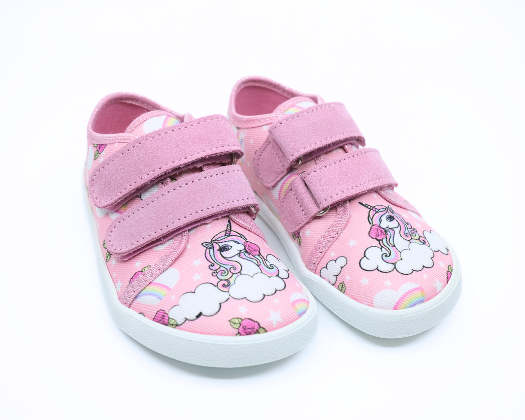 EF Barefoot Canvas