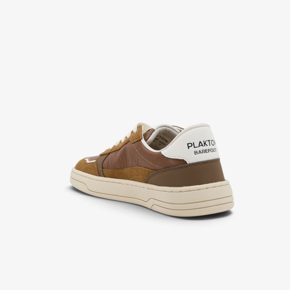 Amai Womens Barefoot Trainers Wrinkled Cuero - lifestyle view 18
