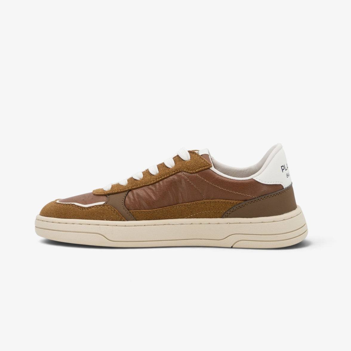 Amai Womens Barefoot Trainers Wrinkled Cuero - lifestyle view 13