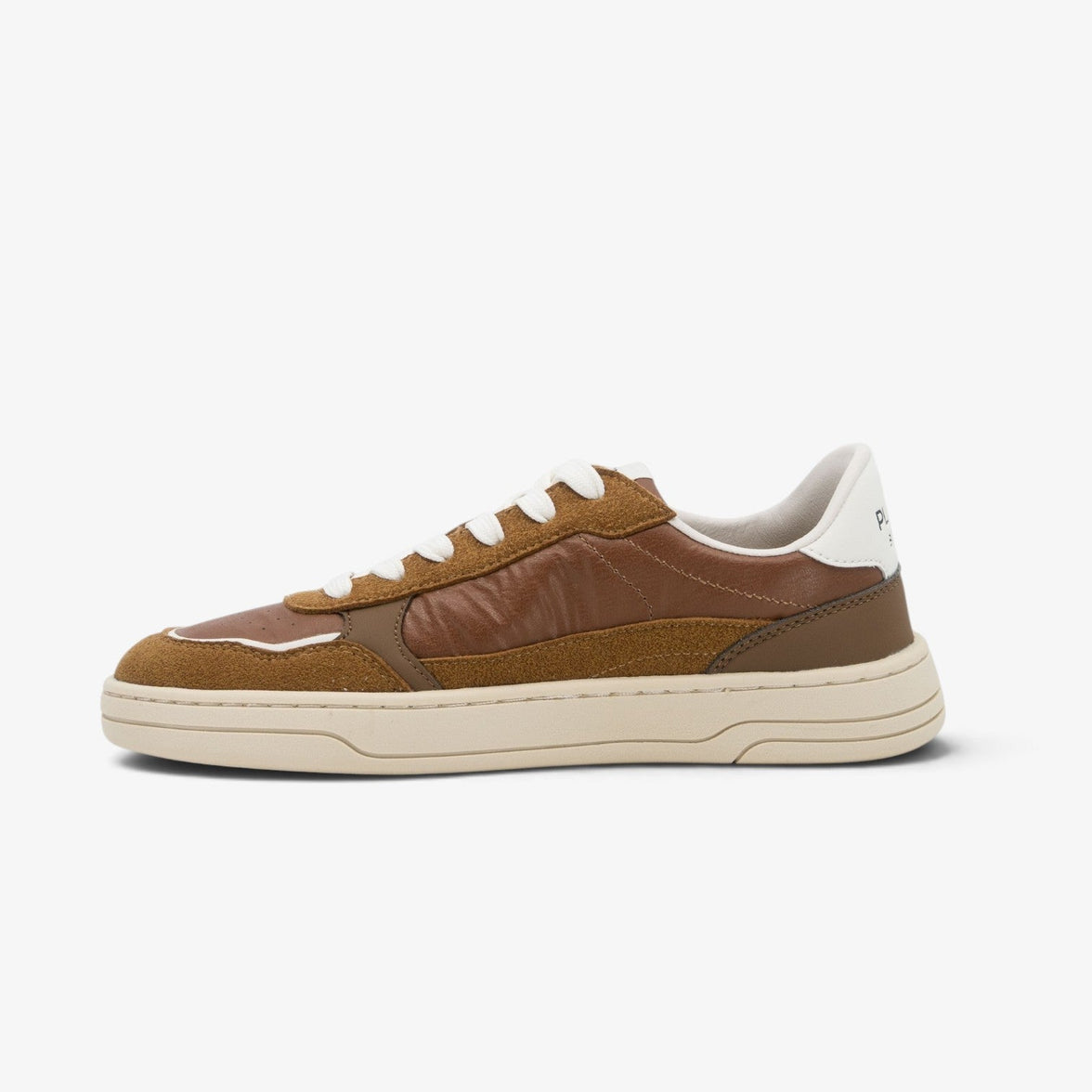 Amai Womens Barefoot Trainers Wrinkled Cuero - lifestyle view 12