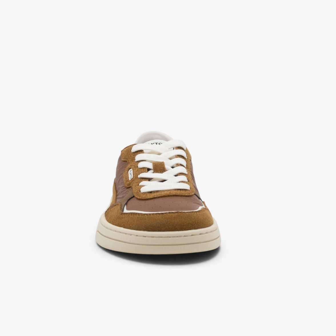 Amai Womens Barefoot Trainers Wrinkled Cuero - lifestyle view 3
