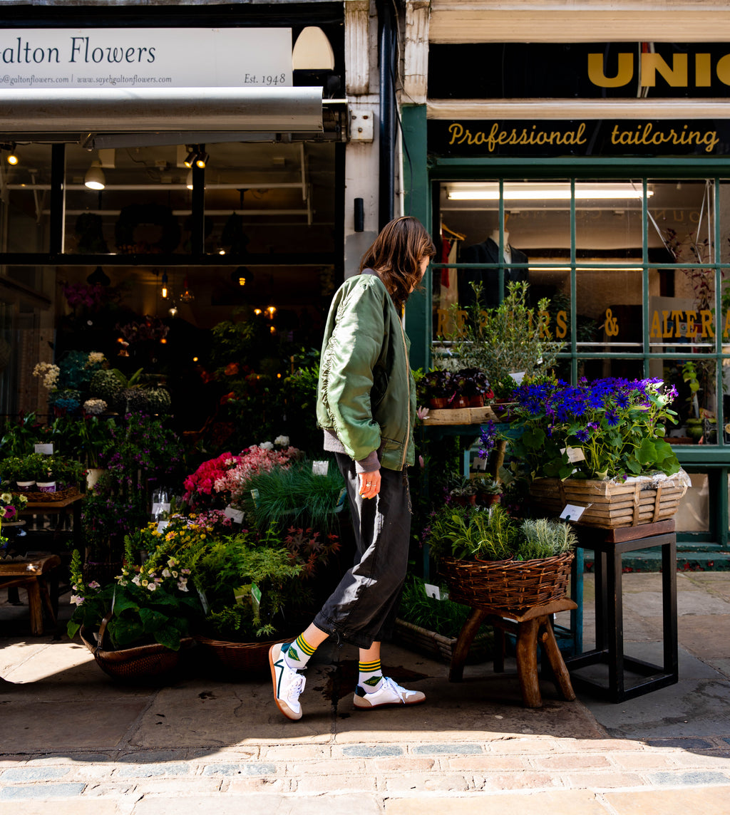 Nackt Manon Scots Pine