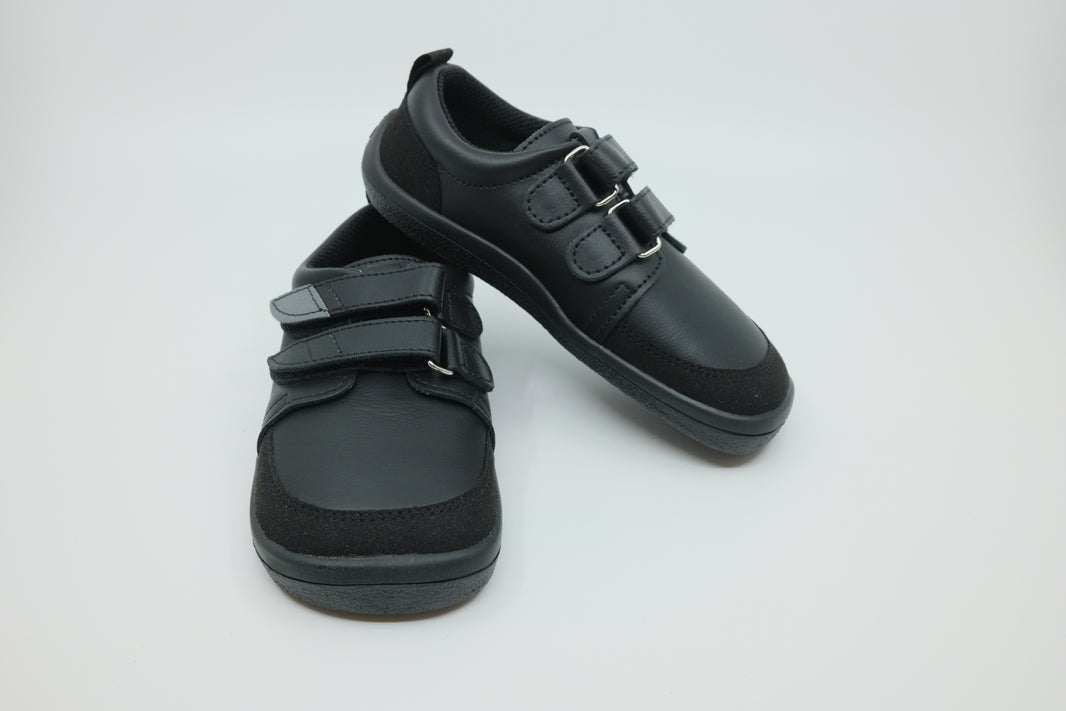 Beda Barefoot Leather Trainers School Shoes – Just Black