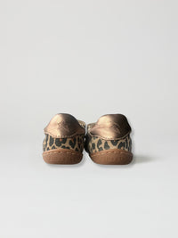 Jett infant barefoot shoe Natural Animal by ZIG+STAR, back view