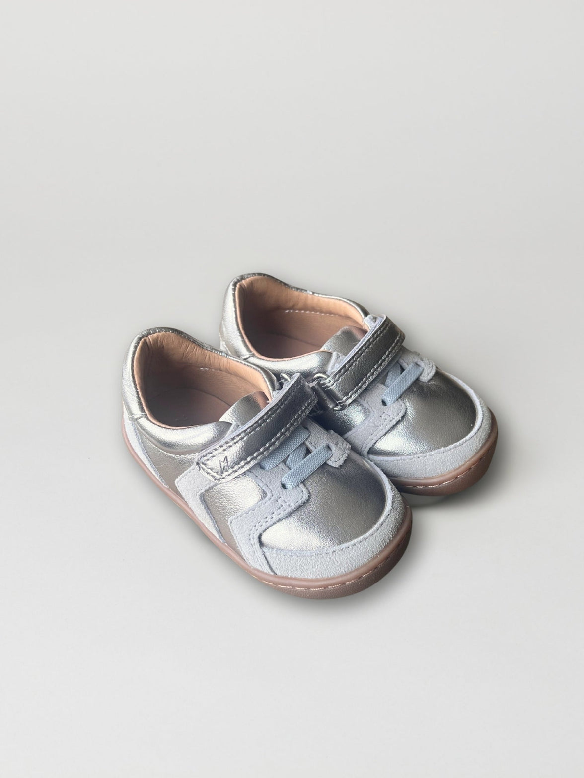 Jett infant barefoot shoe Metallic Pewter by ZIG+STAR, angled view