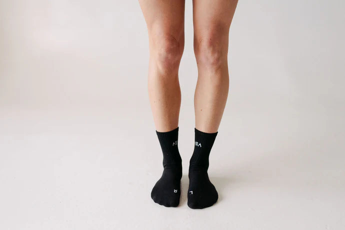 Aira Basics Barefoot Black Crew Sock
