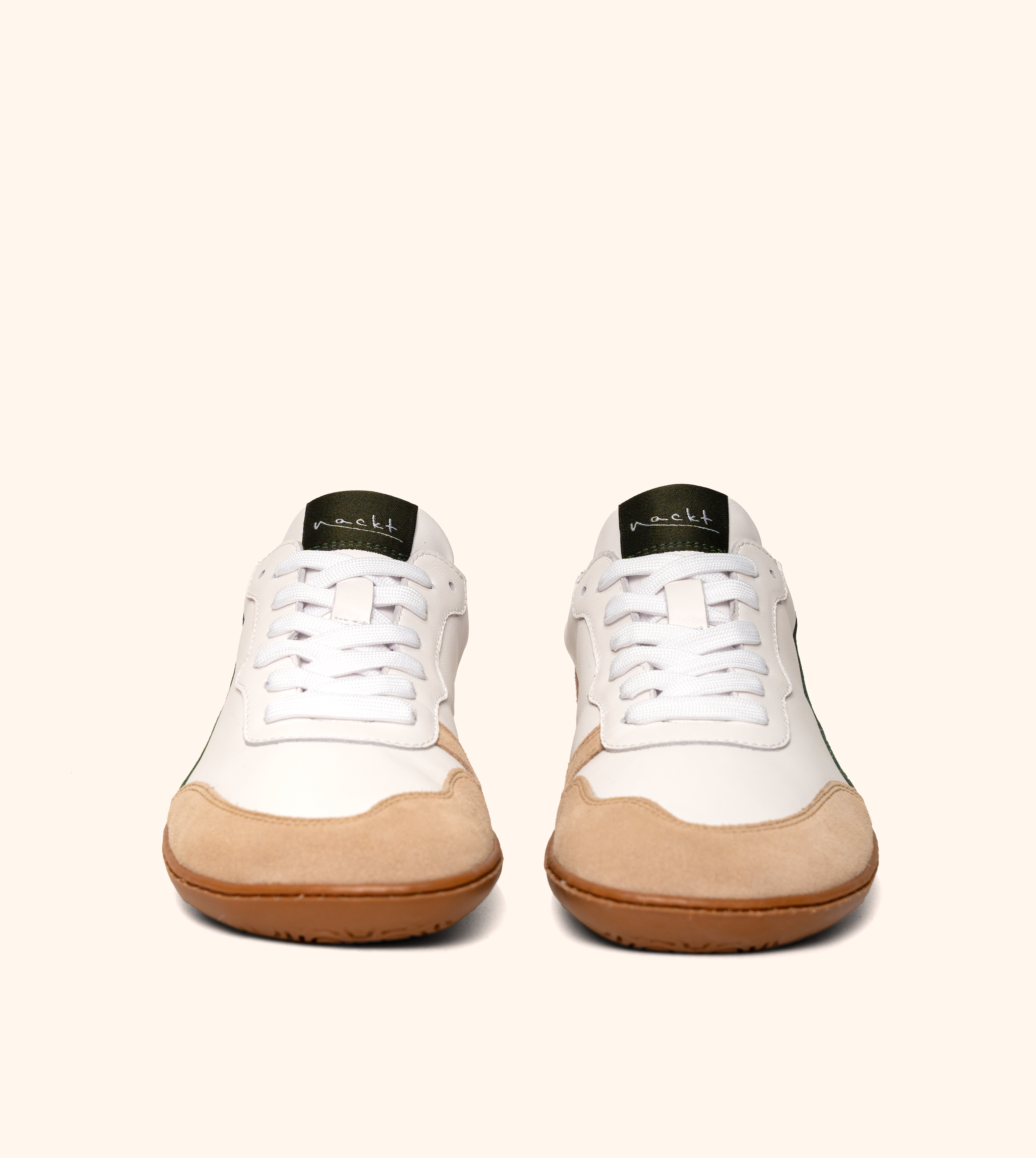 Nackt Manon Scots Pine