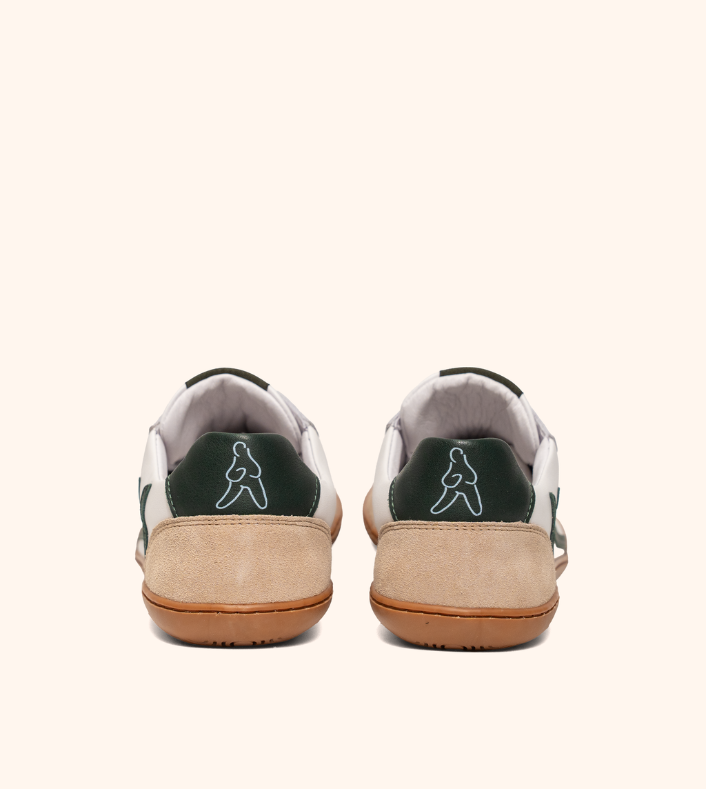 Nackt Manon Scots Pine