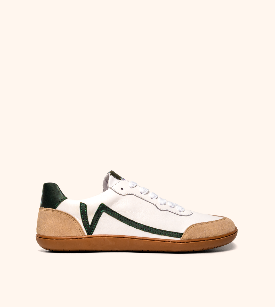 Nackt Manon Scots Pine