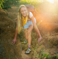 LONO WILD, Husky, on-foot lifestyle photograph