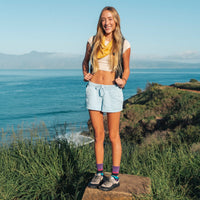 LONO WILD, Husky, on-foot lifestyle photograph