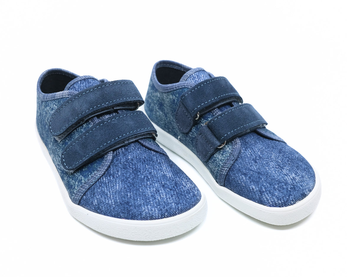 EF Barefoot Canvas